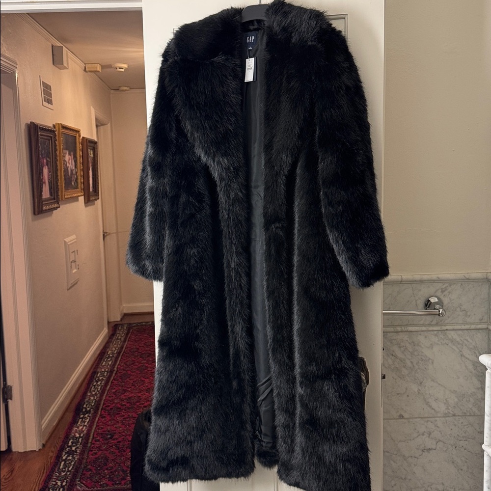 GAP Faux Fur Long Coat - Picture 10 of 11